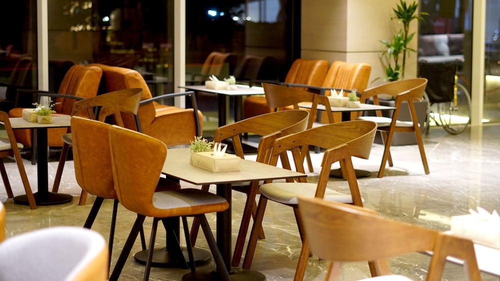 Hayat Al Riyadh Hotel Buitenkant foto